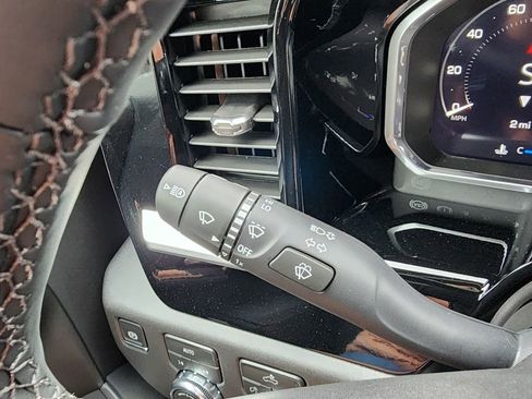 New 2026 GMC Sierra 1500 Elevation image 23