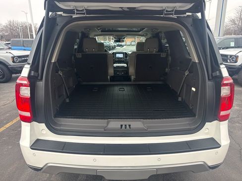 Used 2020 Ford Expedition XLT w/ Equipment Group 202A image 10