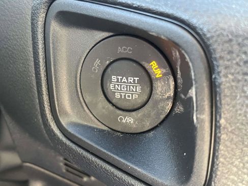 New 2026 Jeep Gladiator Sport image 14