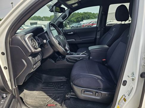 Used 2023 Toyota Tacoma TRD Sport w/ Advanced Technology Package AWD/4WD image 35