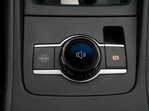 Used 2025 Volkswagen Tiguan SE w/ Panoramic Sunroof Package AWD/4WD image 27