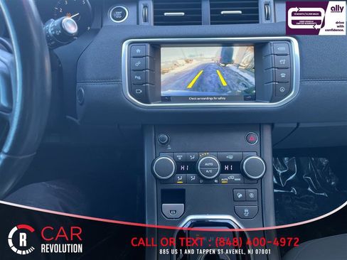 Used 2019 Land Rover Range Rover Evoque SE Premium AWD/4WD image 19