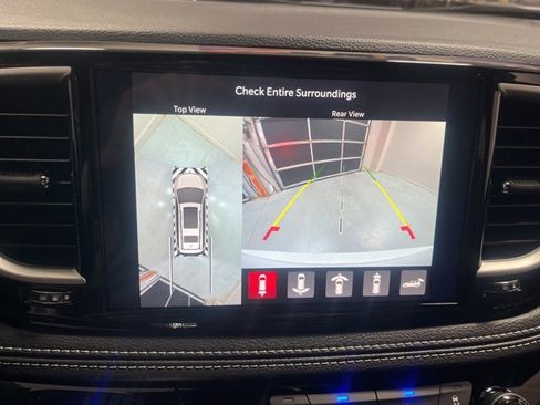 New 2026 Chrysler Pacifica Select image 13