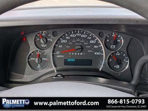 Used 2022 Chevrolet Express 2500 w/ Driver Convenience Package RWD image 23