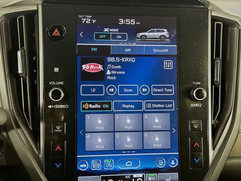 Used 2025 Subaru Forester Premium AWD/4WD image 19