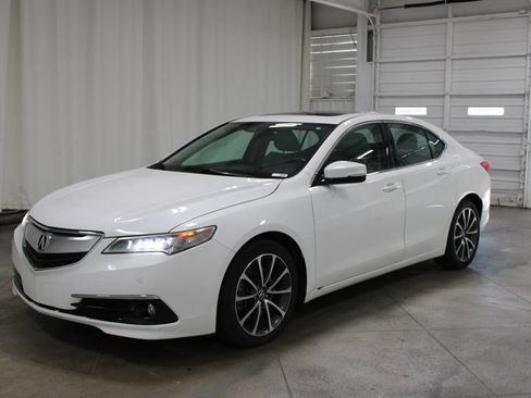 Used 2015 Acura TLX w/ Advance Package FWD image 4