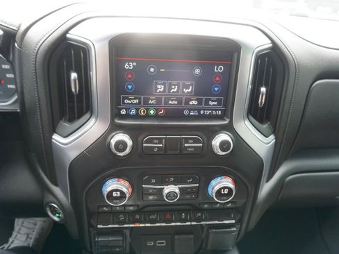 Used 2020 GMC Sierra 1500 SLT w/ SLT Convenience Package AWD/4WD image 18