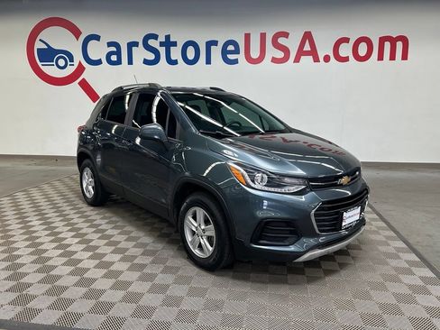 Used 2021 Chevrolet Trax LT AWD/4WD image 1
