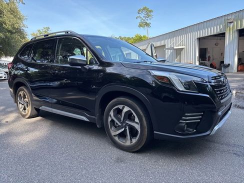 Used 2022 Subaru Forester Touring w/ Popular Package #3 AWD/4WD image 1