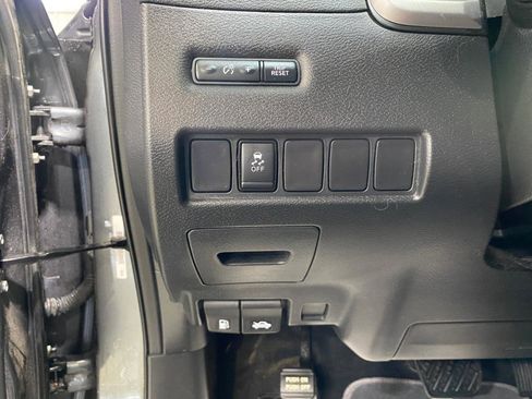Used 2019 Nissan Murano SV w/ Premium Package AWD/4WD image 19