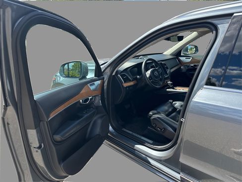 Used 2019 Volvo XC90 T6 Inscription w/ Luxury Package AWD/4WD image 43