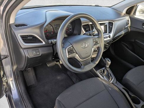Used 2020 Hyundai Accent SE FWD image 9
