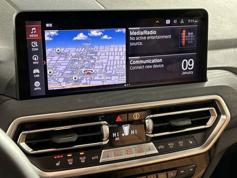 Used 2024 BMW X3 xDrive30i w/ Premium Package image 17