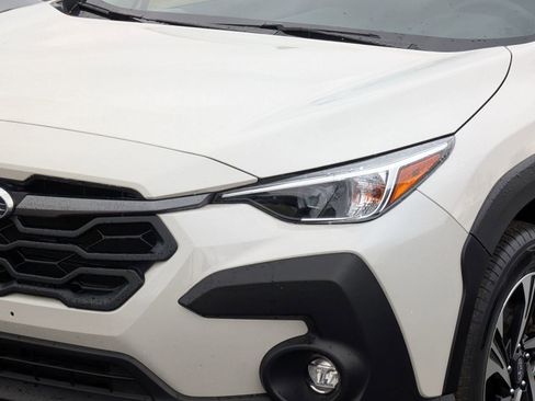 Used 2024 Subaru Crosstrek 2.0i Premium image 11