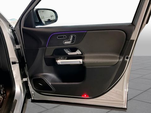 Certified 2022 Mercedes-Benz GLB 35 AMG 4MATIC image 22