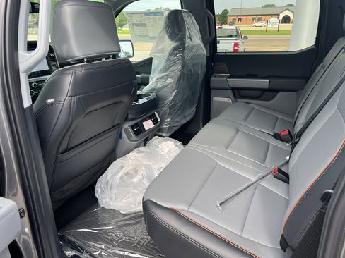 New 2025 Ford F150 Lariat w/ Equipment Group 501A Mid image 18