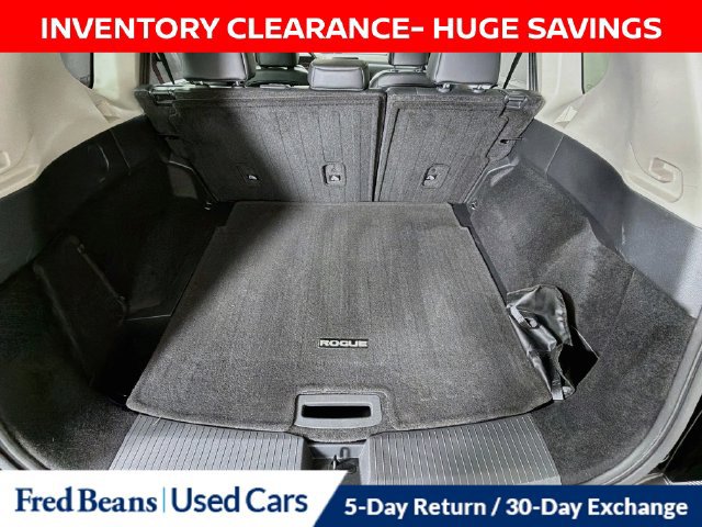 Certified 2023 Nissan Rogue SV w/ SV Premium B Package AWD/4WD image 32