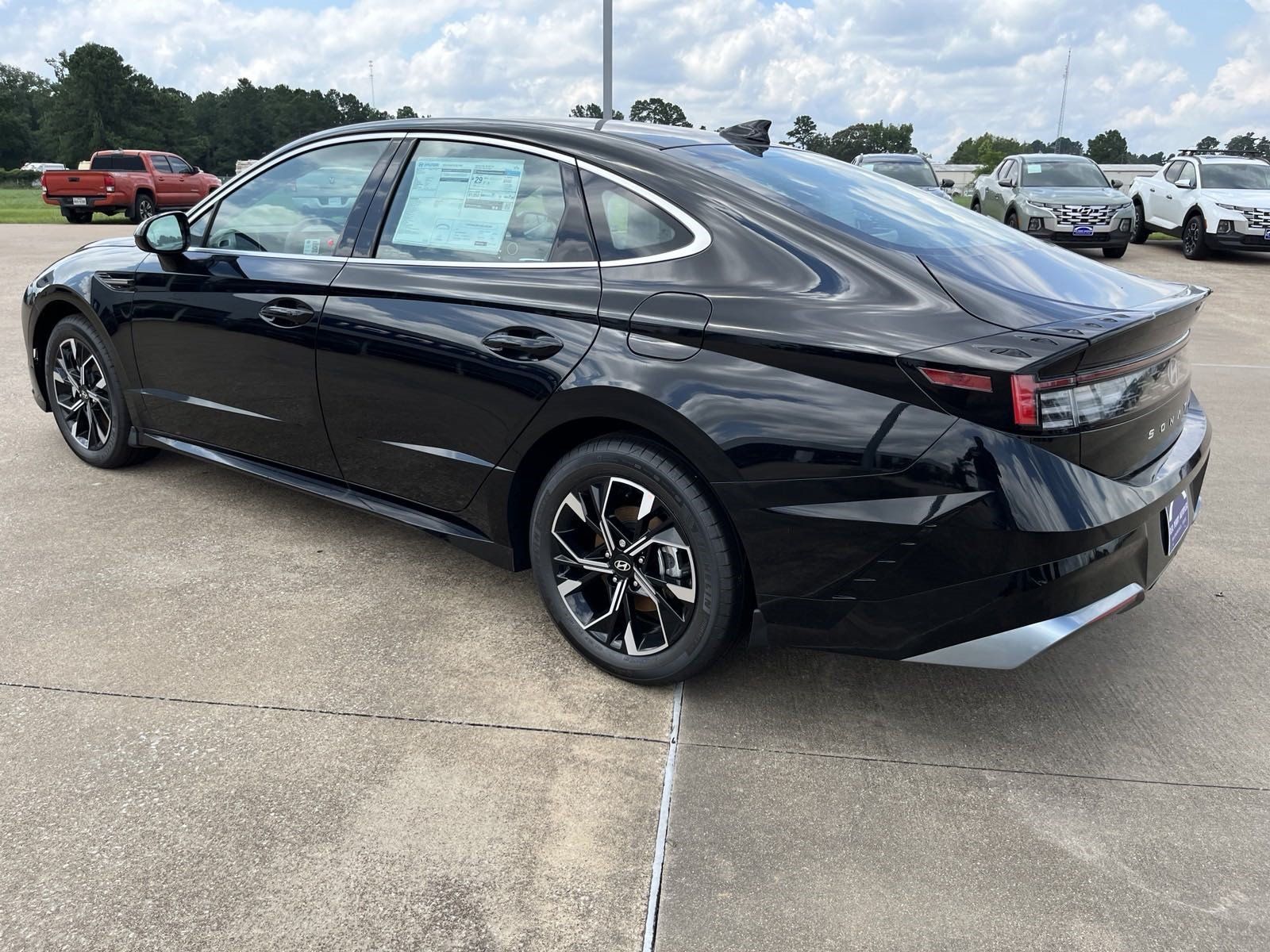 New 2024 Hyundai Sonata SEL FWD image 4
