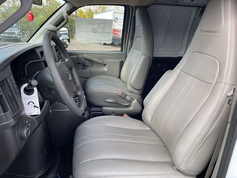 New 2025 Chevrolet Express 2500 w/ Driver Convenience Package RWD image 6