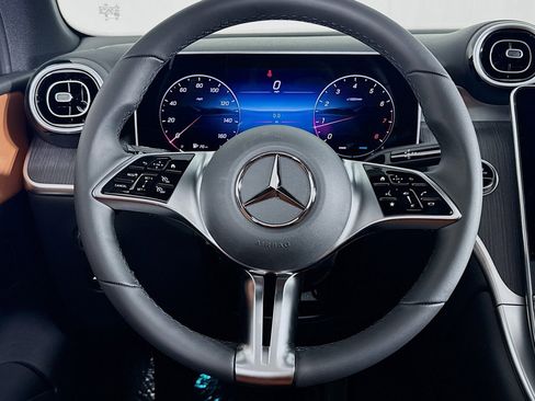 New 2026 Mercedes-Benz GLC 300 image 17
