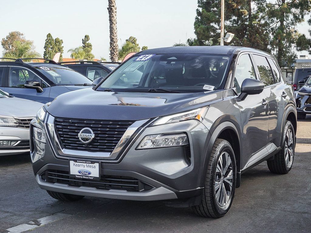 Used 2021 Nissan Rogue SV AWD/4WD image 4