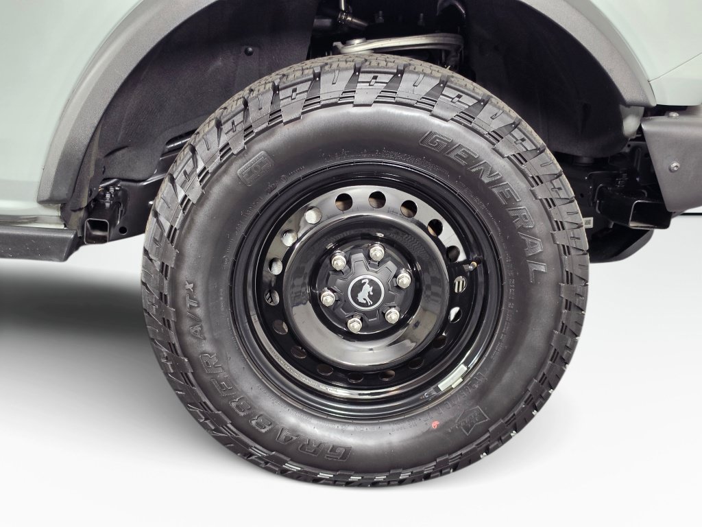 Used 2023 Ford Bronco Black Diamond AWD/4WD image 39