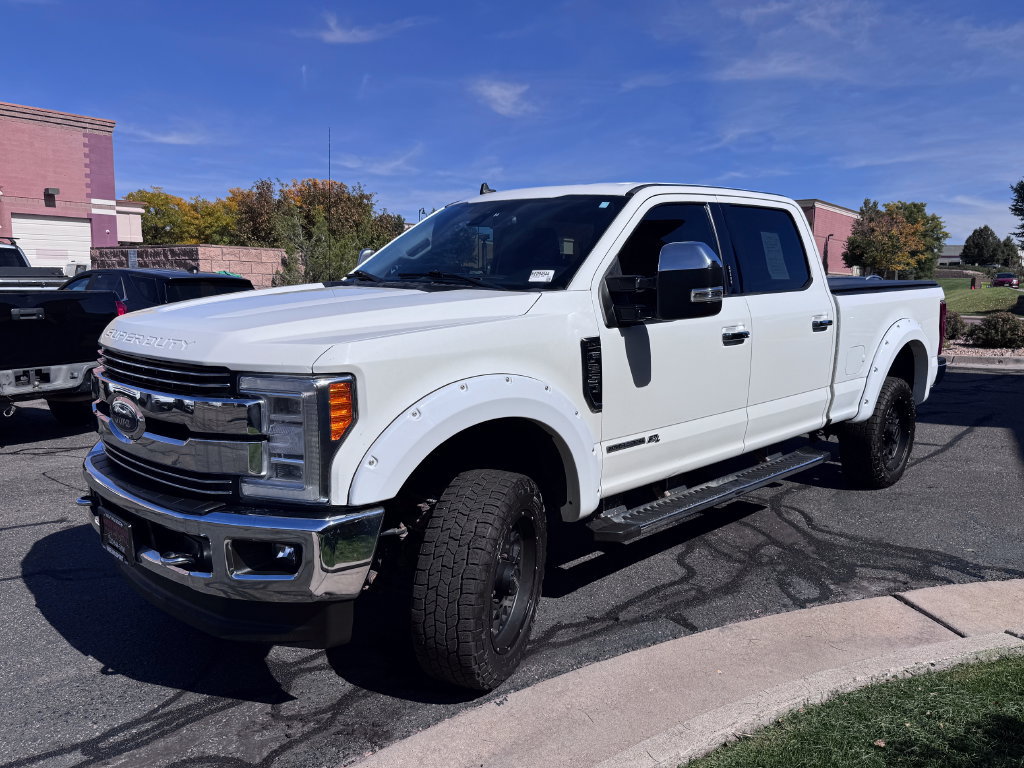 Used 2019 Ford F250 Lariat w/ Lariat Ultimate Package AWD/4WD image 4