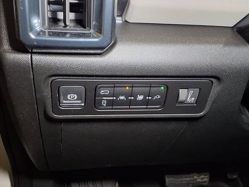 New 2026 GMC Hummer EV SUV AWD/4WD image 17