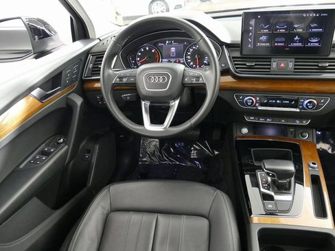 Used 2022 Audi Q5 2.0T Premium w/ Convenience Package image 28