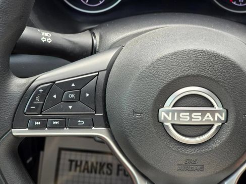 Used 2024 Nissan Sentra SV FWD image 15