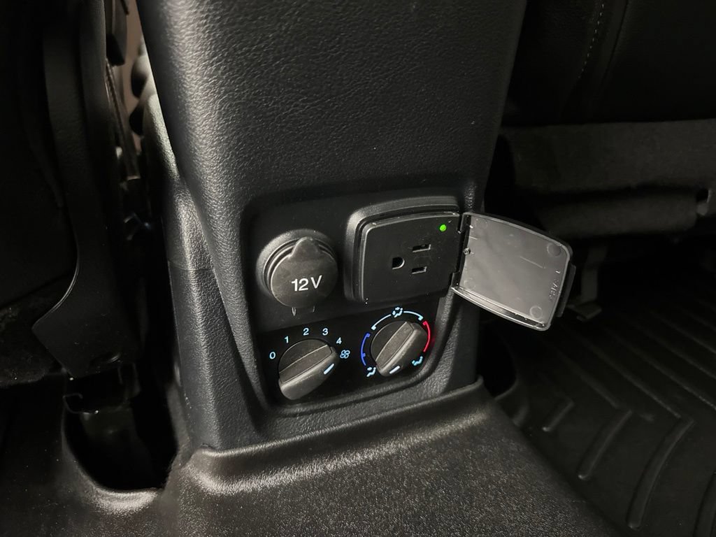 Used 2019 Ford Transit Connect Titanium FWD image 40