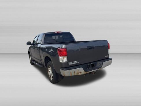 Used 2012 Toyota Tundra 4x4 Double Cab w/ Tow Pkg image 5