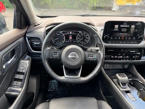 Used 2023 Nissan Rogue SL AWD/4WD image 23