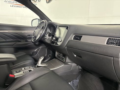 Used 2020 Mitsubishi Outlander SEL image 26