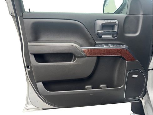 Used 2018 GMC Sierra 1500 SLT image 18