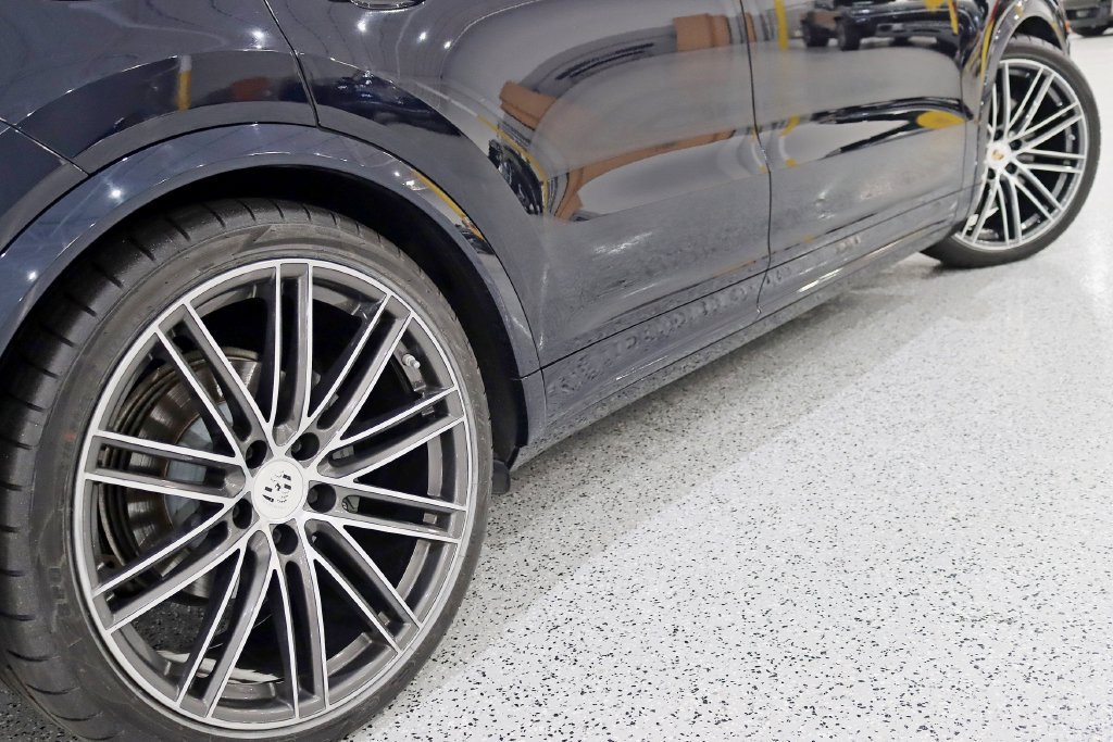 Used 2023 Porsche Cayenne S AWD/4WD image 12