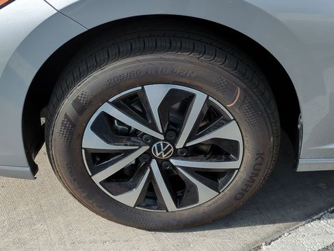 New 2025 Volkswagen Jetta S image 18