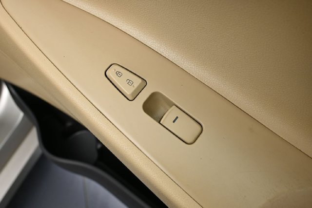 Used 2011 Hyundai Sonata GLS FWD image 35