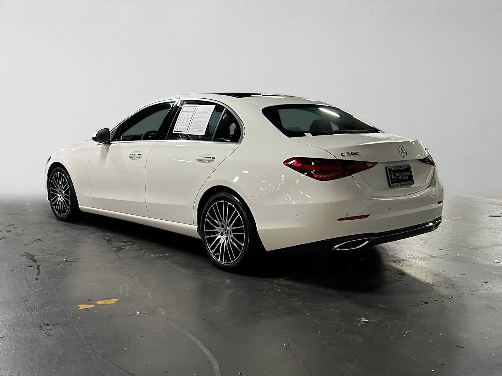 Used 2026 Mercedes-Benz C 300 4MATIC Sedan image 5