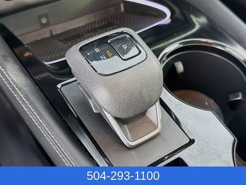 Used 2025 Nissan Rogue Platinum FWD image 19