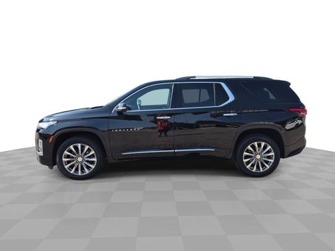 Certified 2023 Chevrolet Traverse Premier FWD image 5