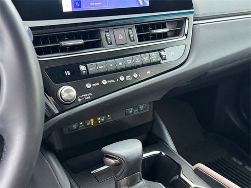 Used 2024 Lexus ES 350 w/ Premium Package image 23