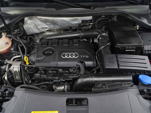 Used 2018 Audi Q3 2.0T Premium FWD image 32