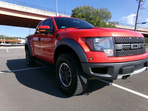 Used 2010 Ford F150 Raptor image 4
