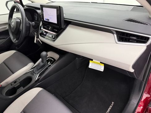 Used 2026 Toyota Corolla LE FWD image 8