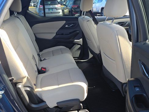 Certified 2023 Chevrolet Traverse LS image 23