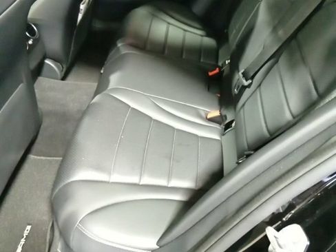 Used 2018 Mercedes-Benz C 300 4MATIC Sedan image 10