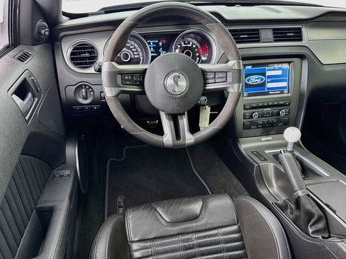 Used 2013 Ford Mustang Shelby GT500 RWD image 21
