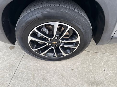 Used 2025 Chevrolet TrailBlazer LT image 8