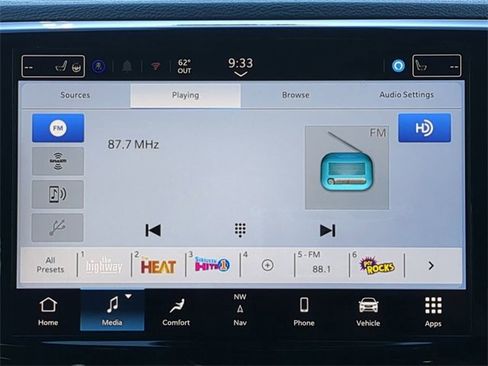 New 2026 Chrysler Pacifica Limited w/ S Appearance Package image 22